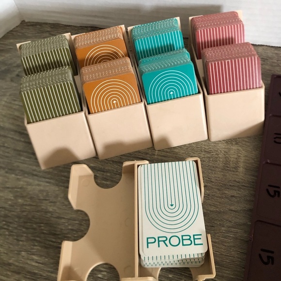 1964 Parker Bros Probe Game of Words - Picture 8 of 13